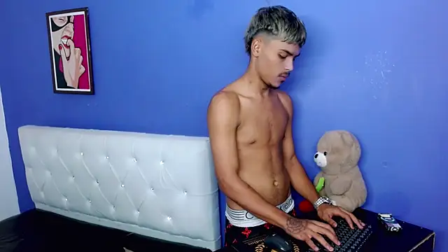 Angel_foxc13 webcam
