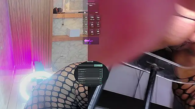 ninacapelli's live room