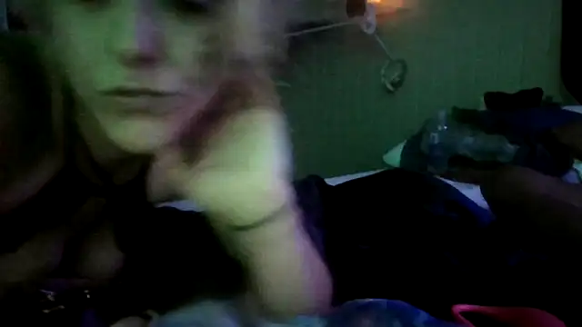 darnette_daisy webcam