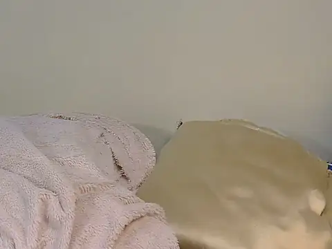 pookie_smiles webcam