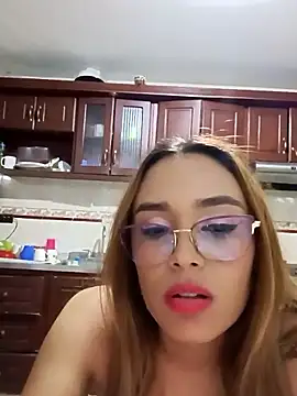 Watch TaraaHot live on EroticFlix - High definition streams