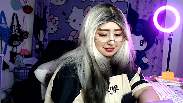 lussyevans24 webcam