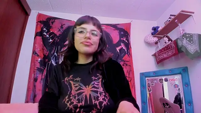 Lucyfx666 webcam