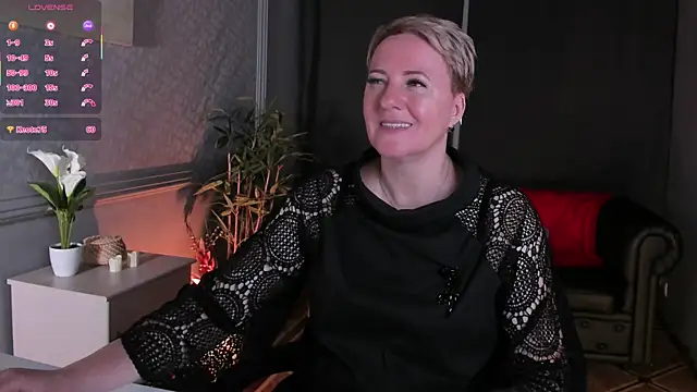 Watch Nika_Smit live on EroticFlix - High definition streams