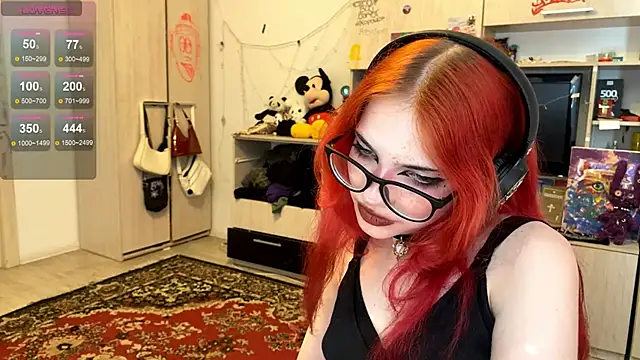 redheadcat's live room