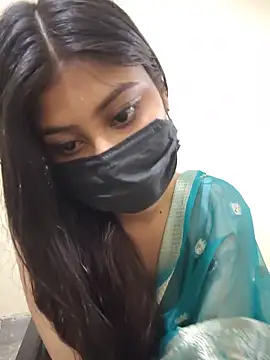 ragni-love (F young) - Boobs show