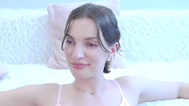 Watch Beauty_Alex live on EroticFlix - High definition streams