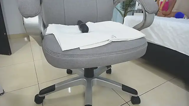 nana_levy webcam