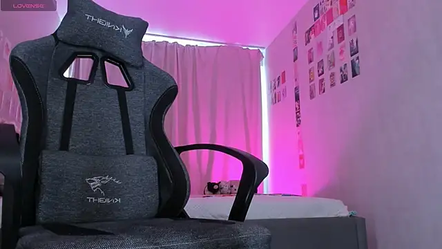 Eva_Harper webcam