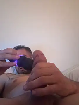 jayquest live cam on StripChat