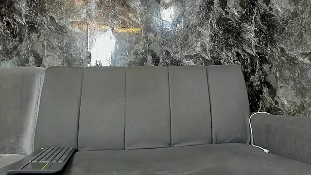cameron_lux77