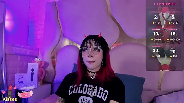 Watch NaniiSisy live on EroticFlix - High definition streams