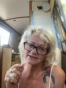 ladyboatlady webcam