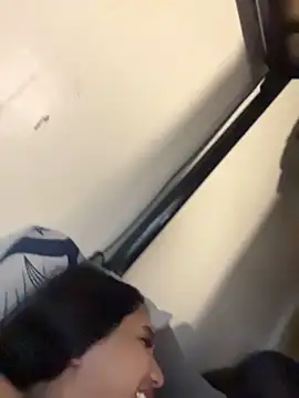 slutty_aki webcam