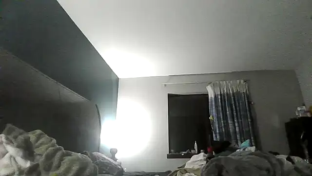 Lovemcurvy69 webcam