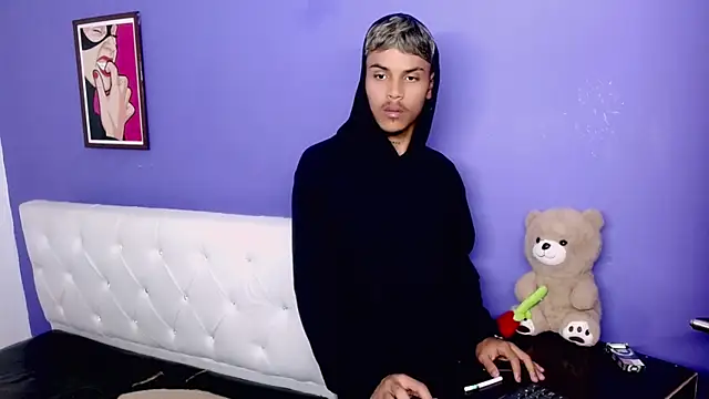 Angel_foxc13 webcam