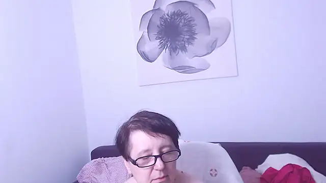 ChristaRose live cam on StripChat