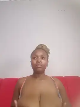 YummyMilkylanexxx webcam