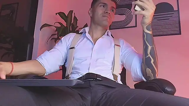 ALPHA_DOMINUS_ webcam