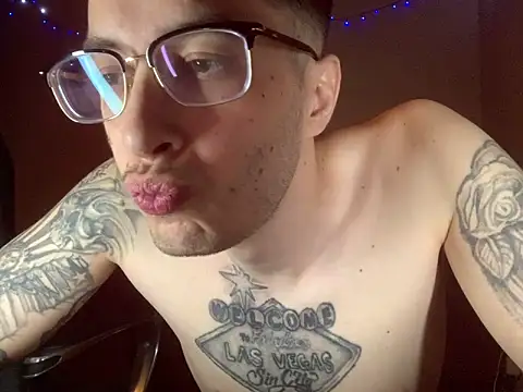 JuicyJoshy webcam