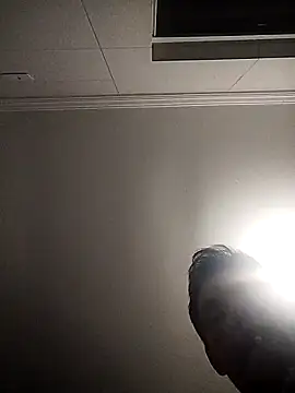 Santanacumxplod webcam