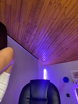 Sofia18_pinkk webcam