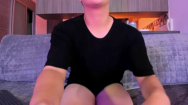 adam_angelssss webcam