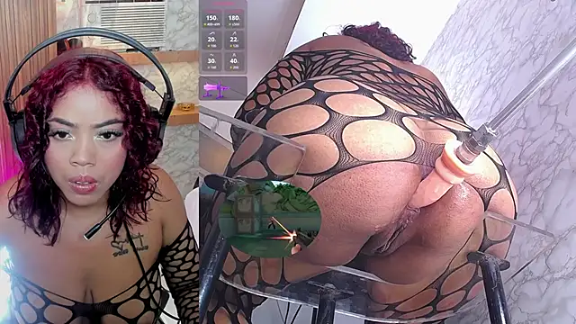NinaCapelli webcam