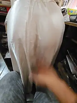 indianhotwife639 webcam