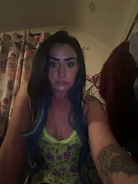 ValayaNoire webcam