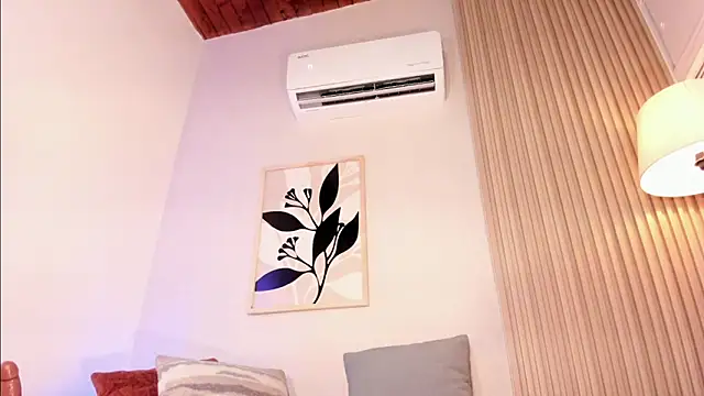 HannahSkies webcam