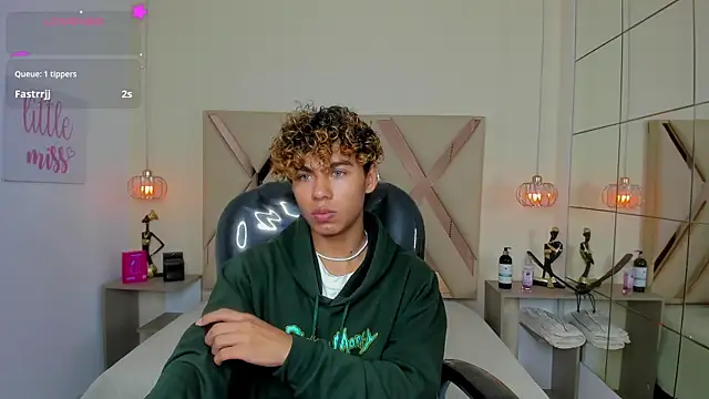 Anyelo_Twink webcam