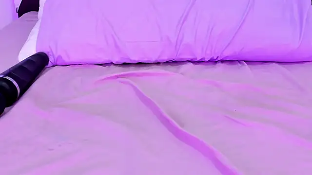 ninameduxx webcam