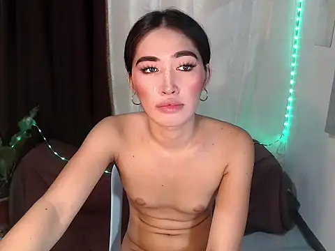 urasiankylie live cam on StripChat