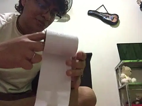xhecho_uzumaki webcam