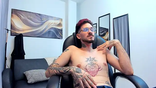 Jonathan_Soto live cam on StripChat