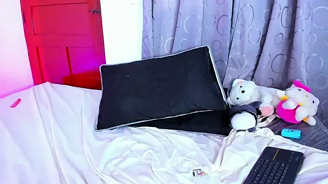 Raven_Day_ webcam