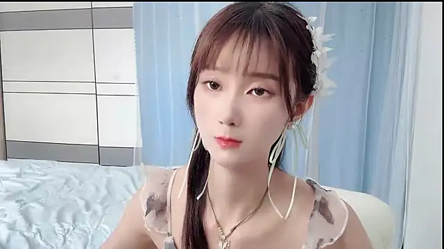 Vivi2222vivi webcam