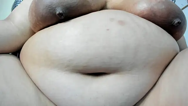 Alondra_zaaens webcam