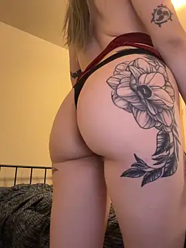 BiancaValentina webcam