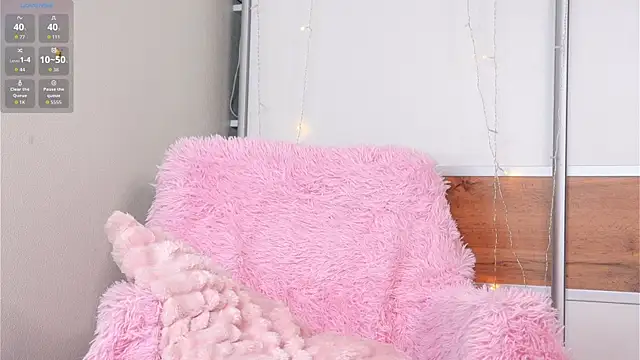 CherlyGuss live sex cam