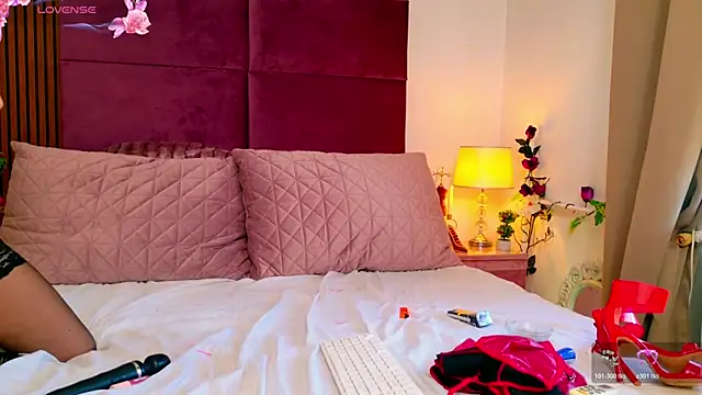VanessaAngel webcam
