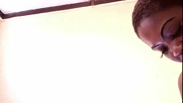 Queen_BootyXXX webcam