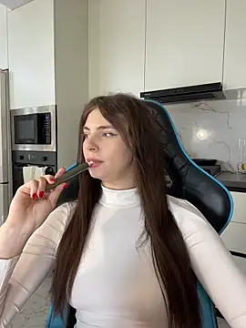 CurlyLara live sex cam