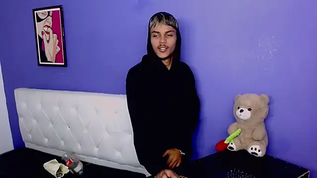 Angel_foxc13 webcam