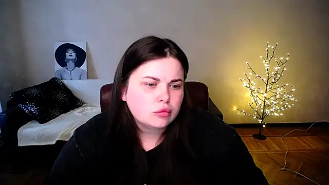 Emily_Mo webcam