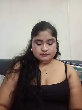 hornyriyanka - Hornyriyanka's free webcam - UK Sex Cams