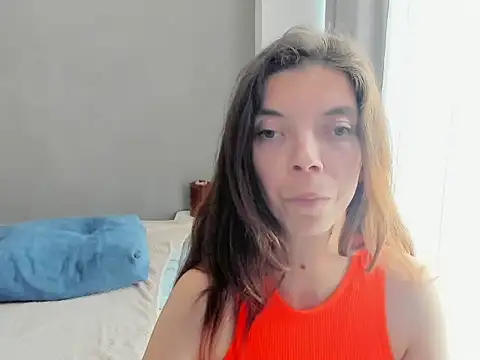 Watch LikaAeiston1 live on EroticFlix - High definition streams