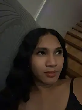 slutty_aki's room