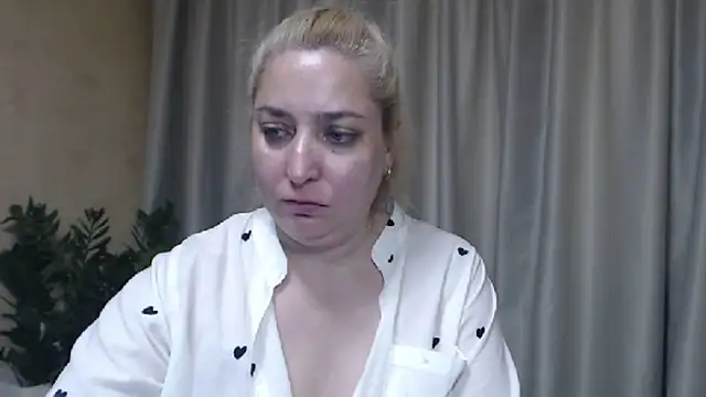 sweetpussy13 - Sweetpussy13's free webcam - UK Sex Cams